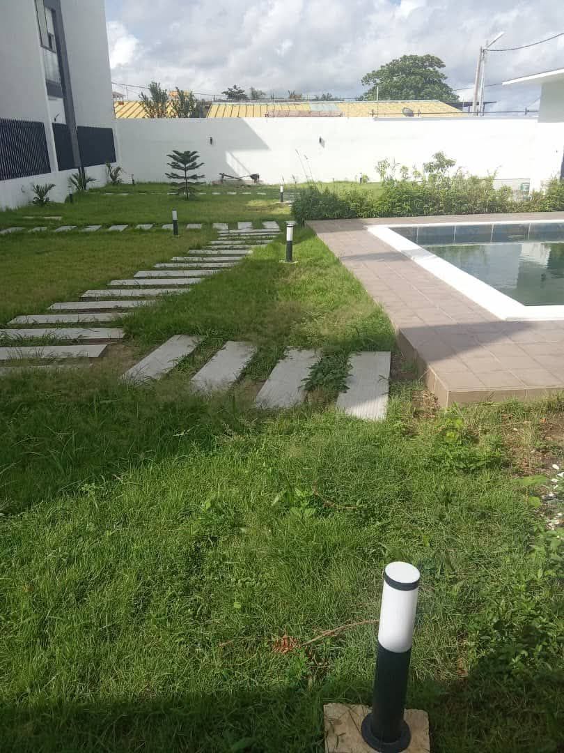 Belle villa duplex en location