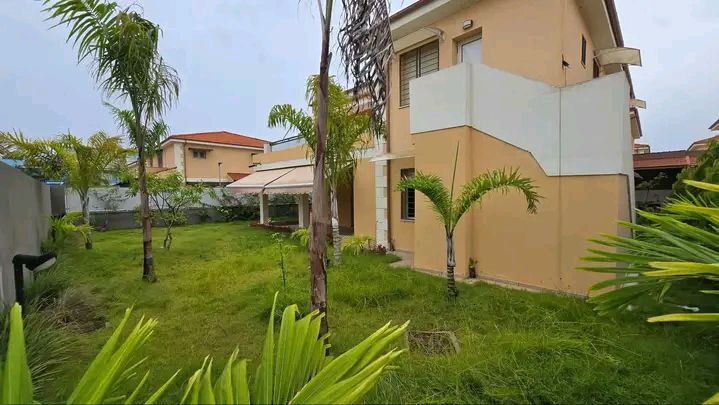 VILLA DUPLEX