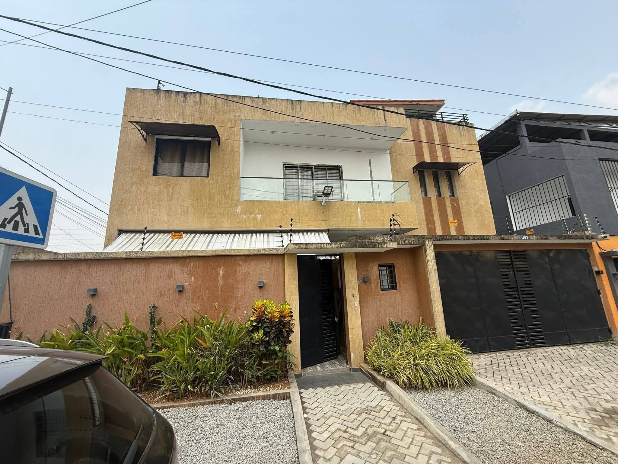 VILLA DUPLEX 7 PIÈCES EN LOCATION