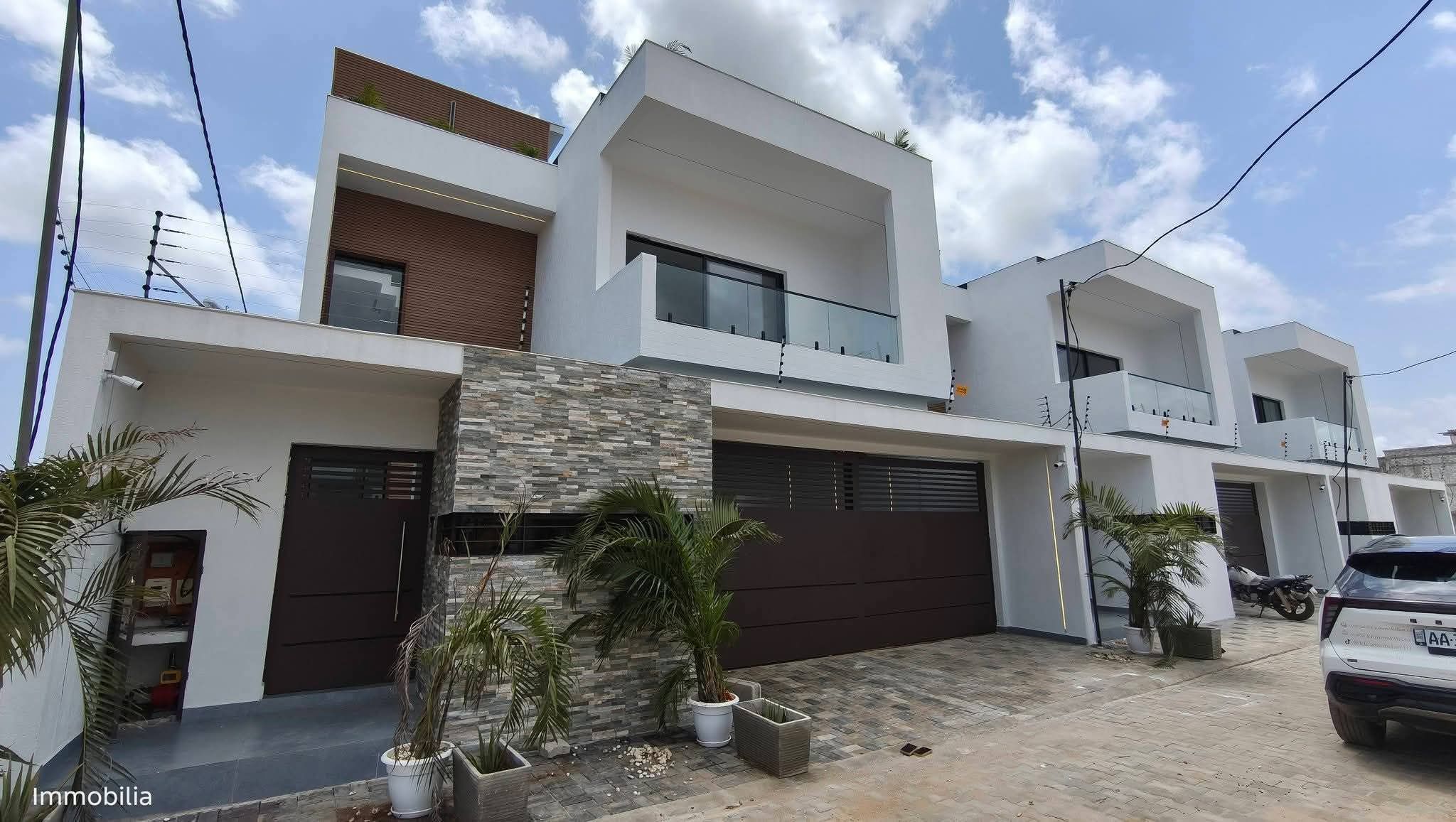 Belle villa duplex en vente