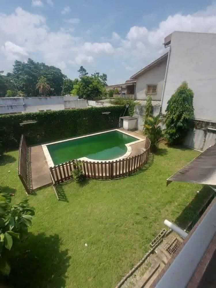 VILLA DUPLEX 7 PIÈCES EN LOCATION