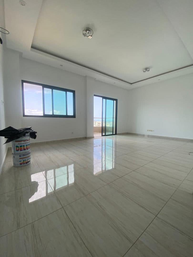 Appartement 2 pièces de standing au 3e étage