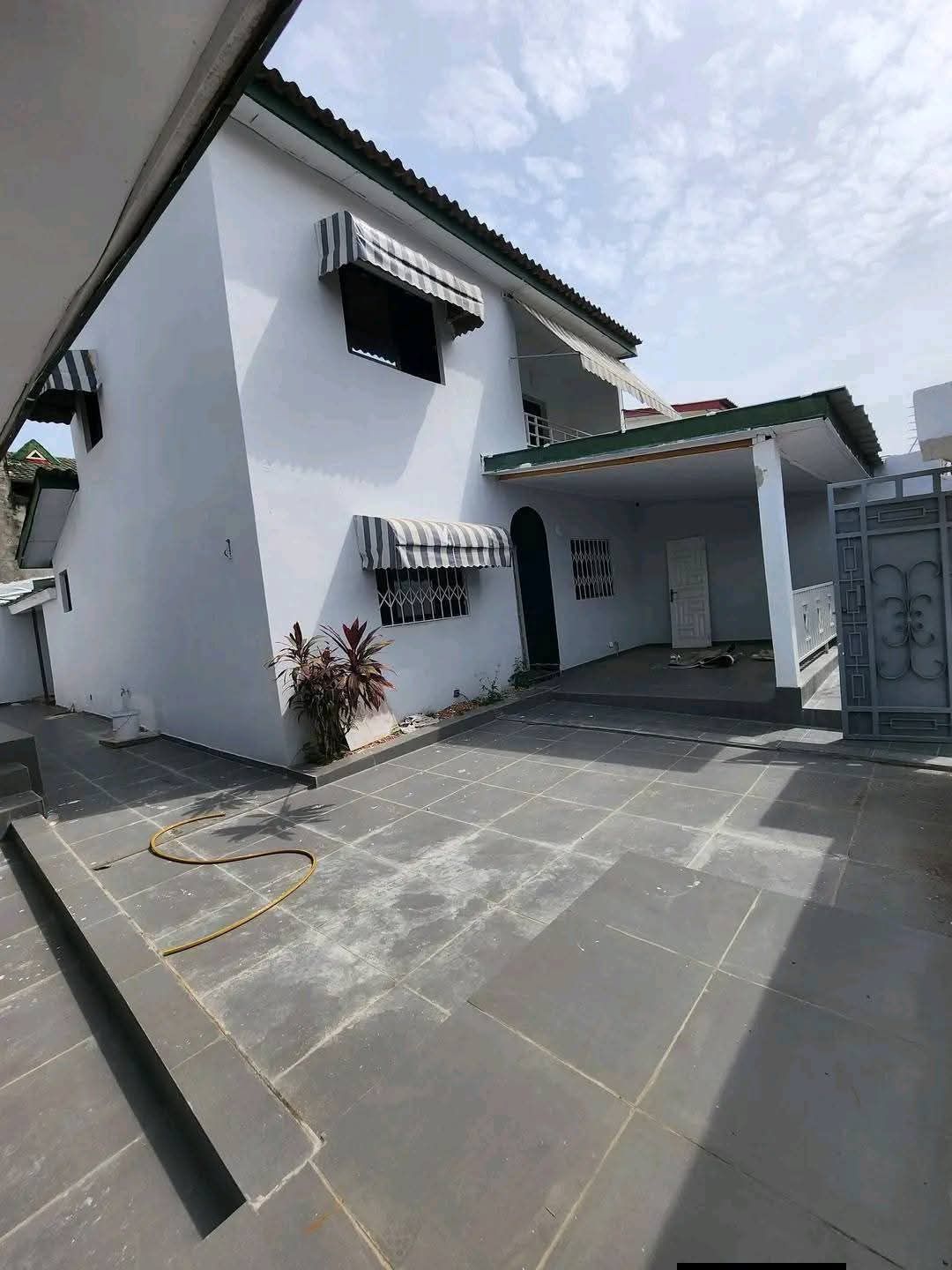 VILLA DUPLEX 5 PIÈCES EN LOCATION