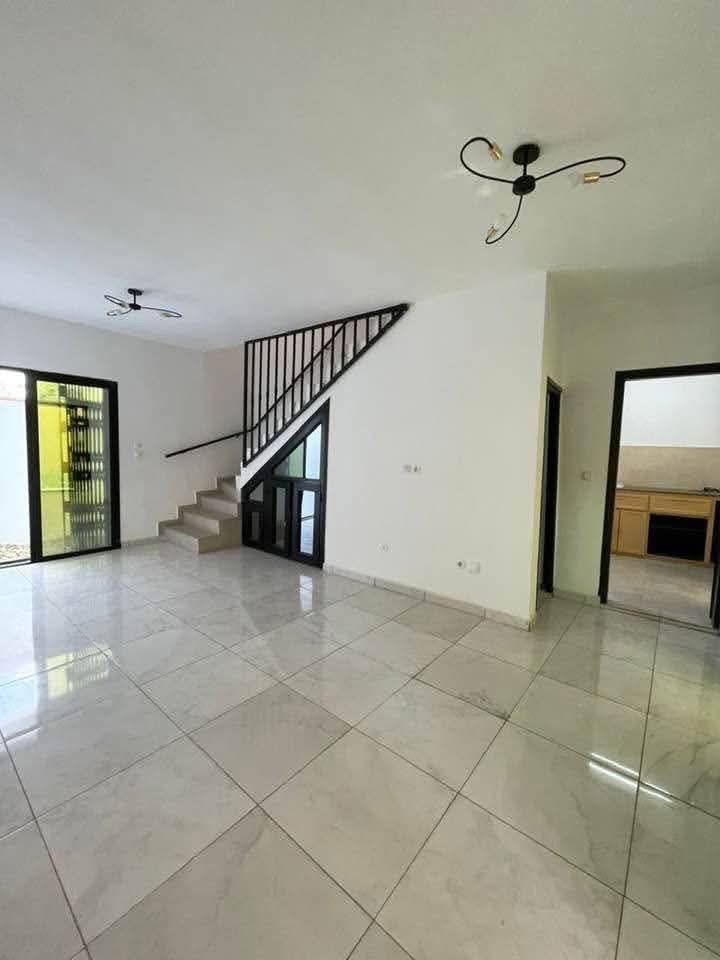Villa duplex 4 pièces de standing