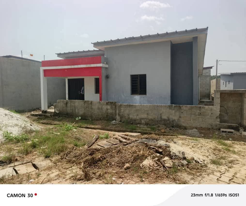 Belle villa basse 4 pièces en finition avec ACD