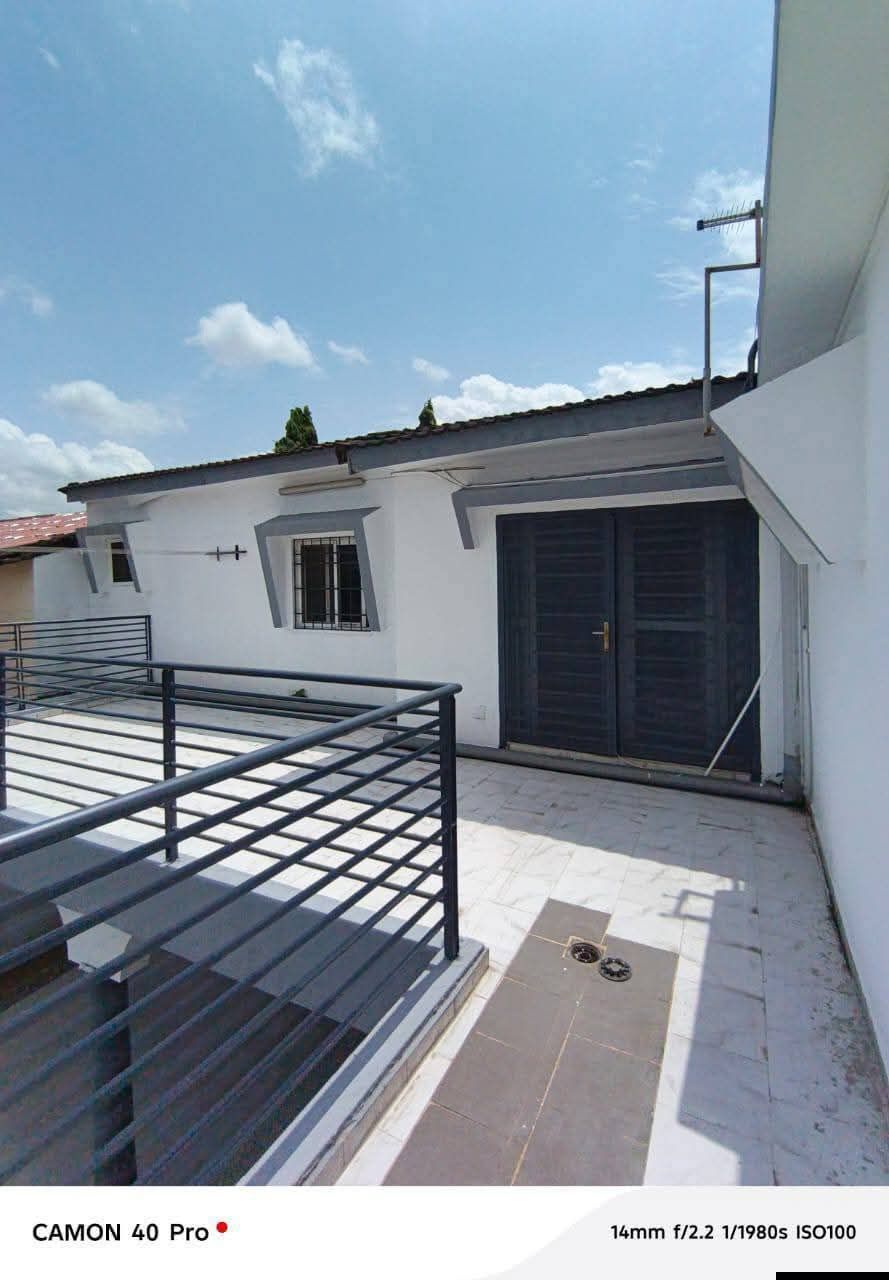 Somptueuse villa duplex 5 pièces avec une dépendance