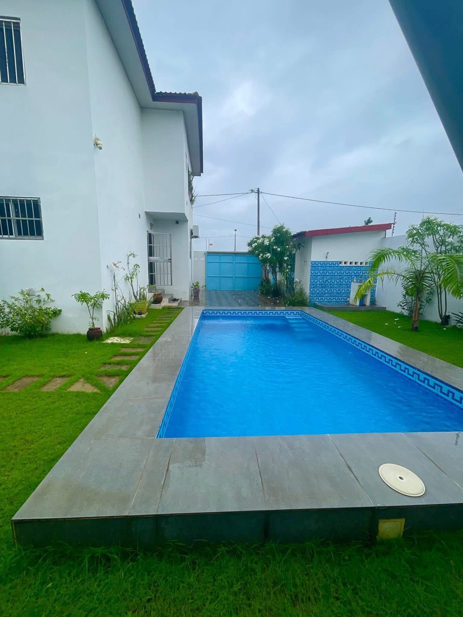 Belle villa duplex 5 pièces avec ACD et une dépendance
