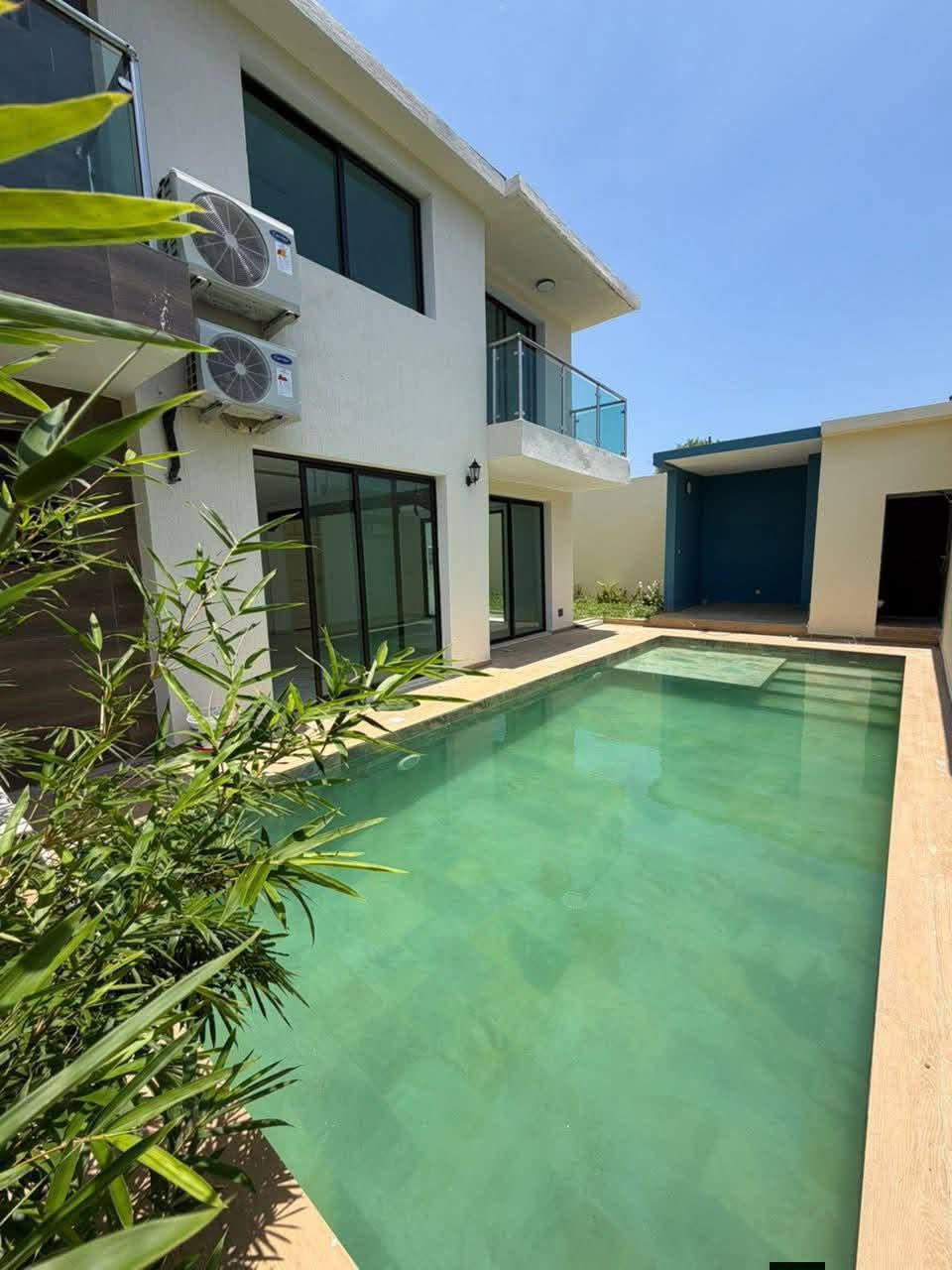 Villa neuve de 5 pièces avec ACD