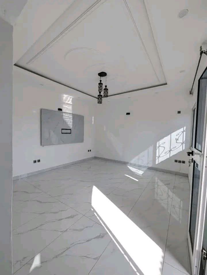 Beau logement 2 pièces au 1er étage
