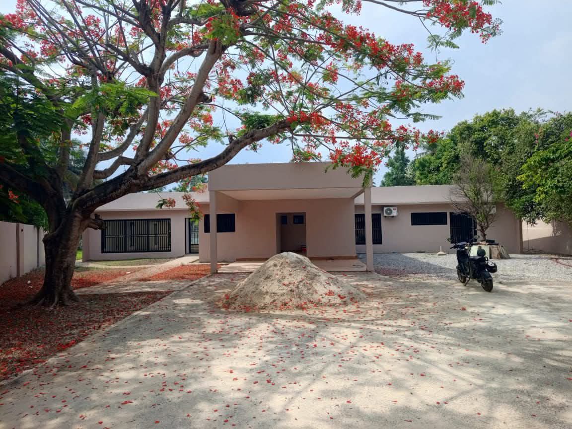 Luxueuse villa 6 pièces avec ACD