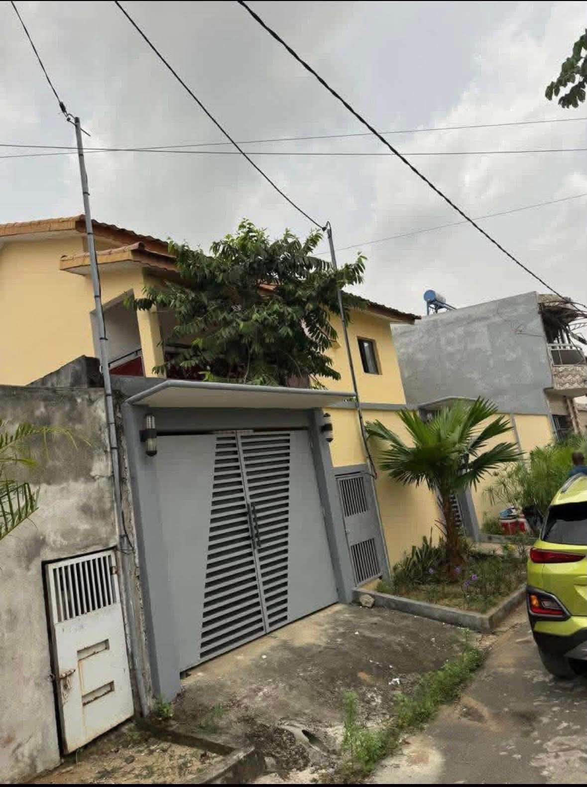 Villa Duplex spacieuse de 6 pièces