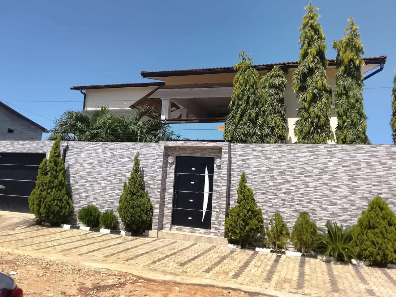 Magnifique duplex 6 pièces haut standing