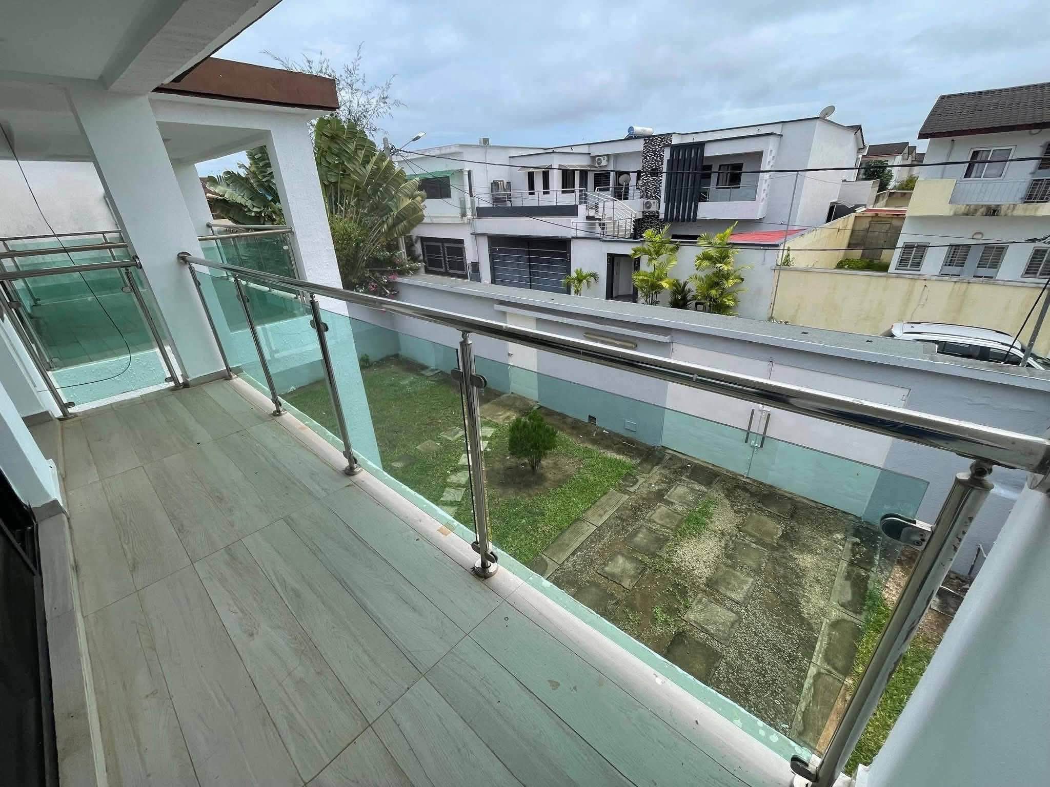 Splendide duplex 5 pièces avec une dépendance