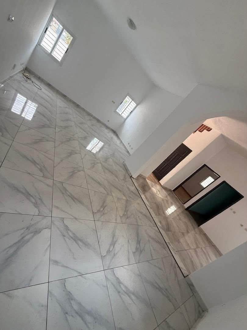 Magnifique villa duplex 6 pièces haut standing