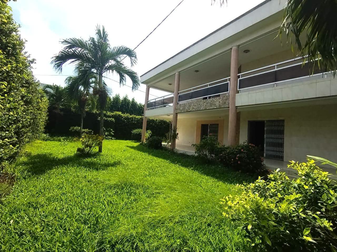 Belle villa duplex 9 pièces