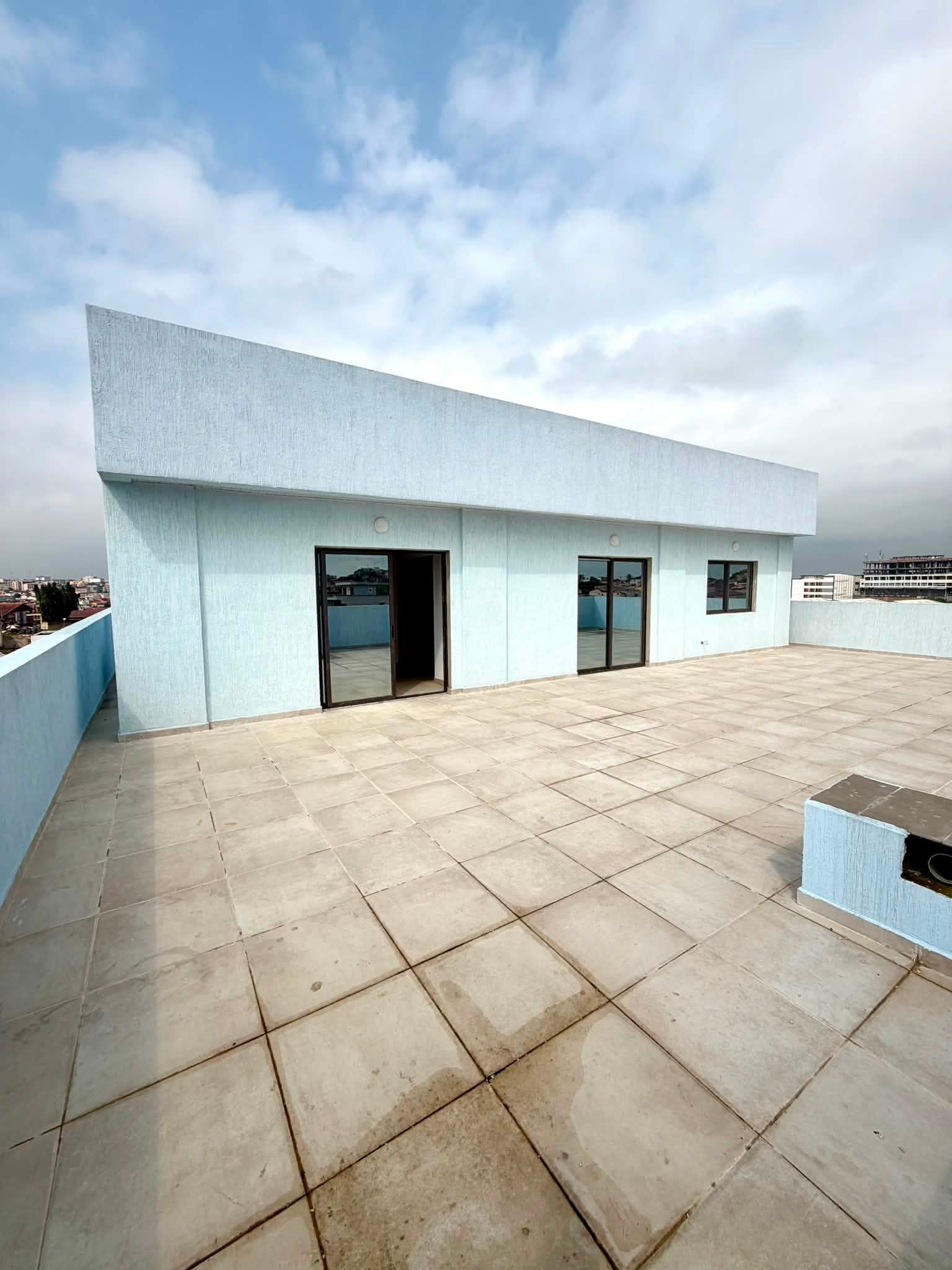 Magnifique penthouse 4 pièces haut standing en finition