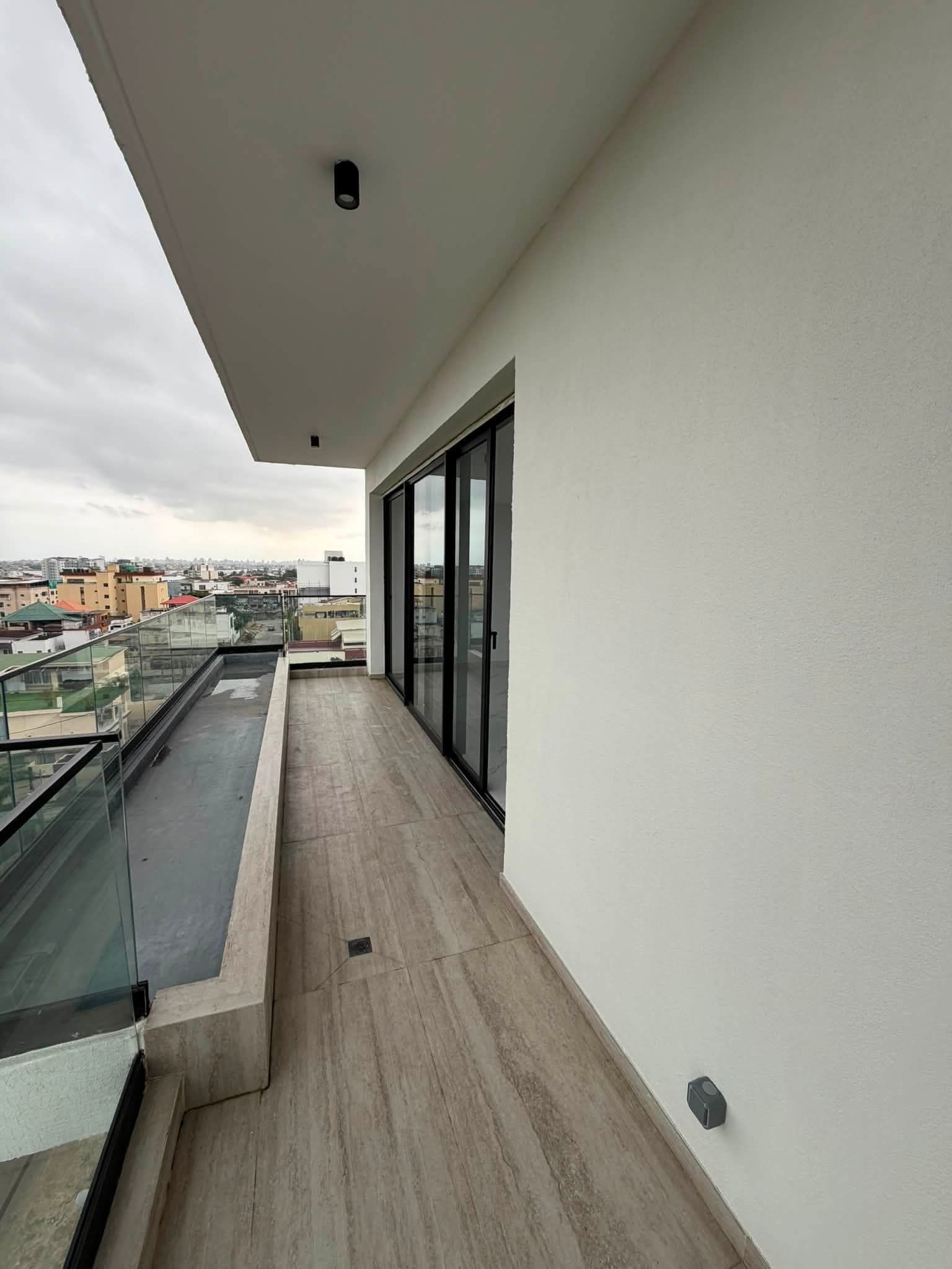 Beau logement 4 pièces haut standing