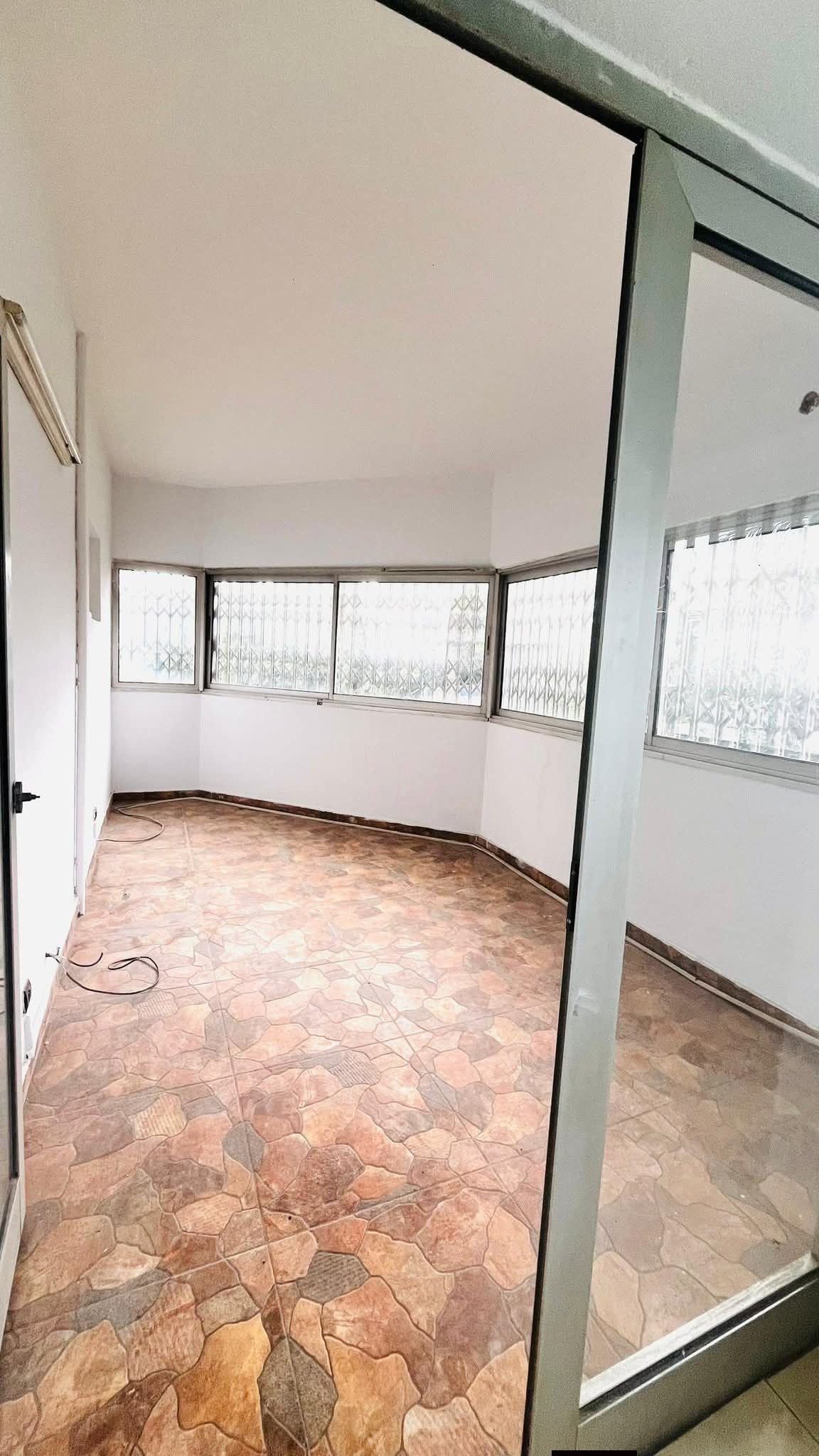 Logement 4 pièces au 1er étage