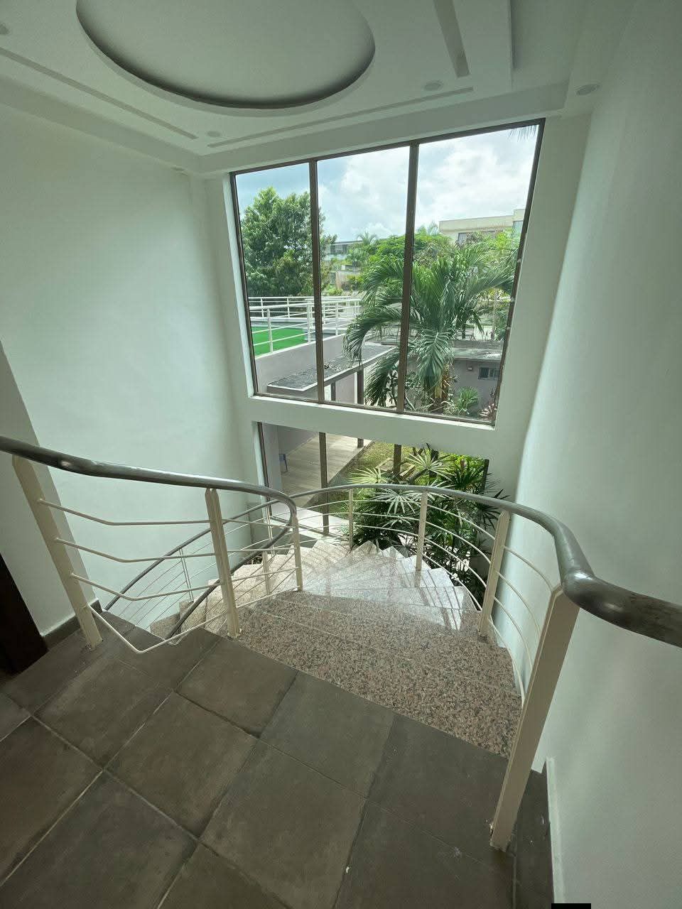 Somptueuse villa triplex 11 pièces