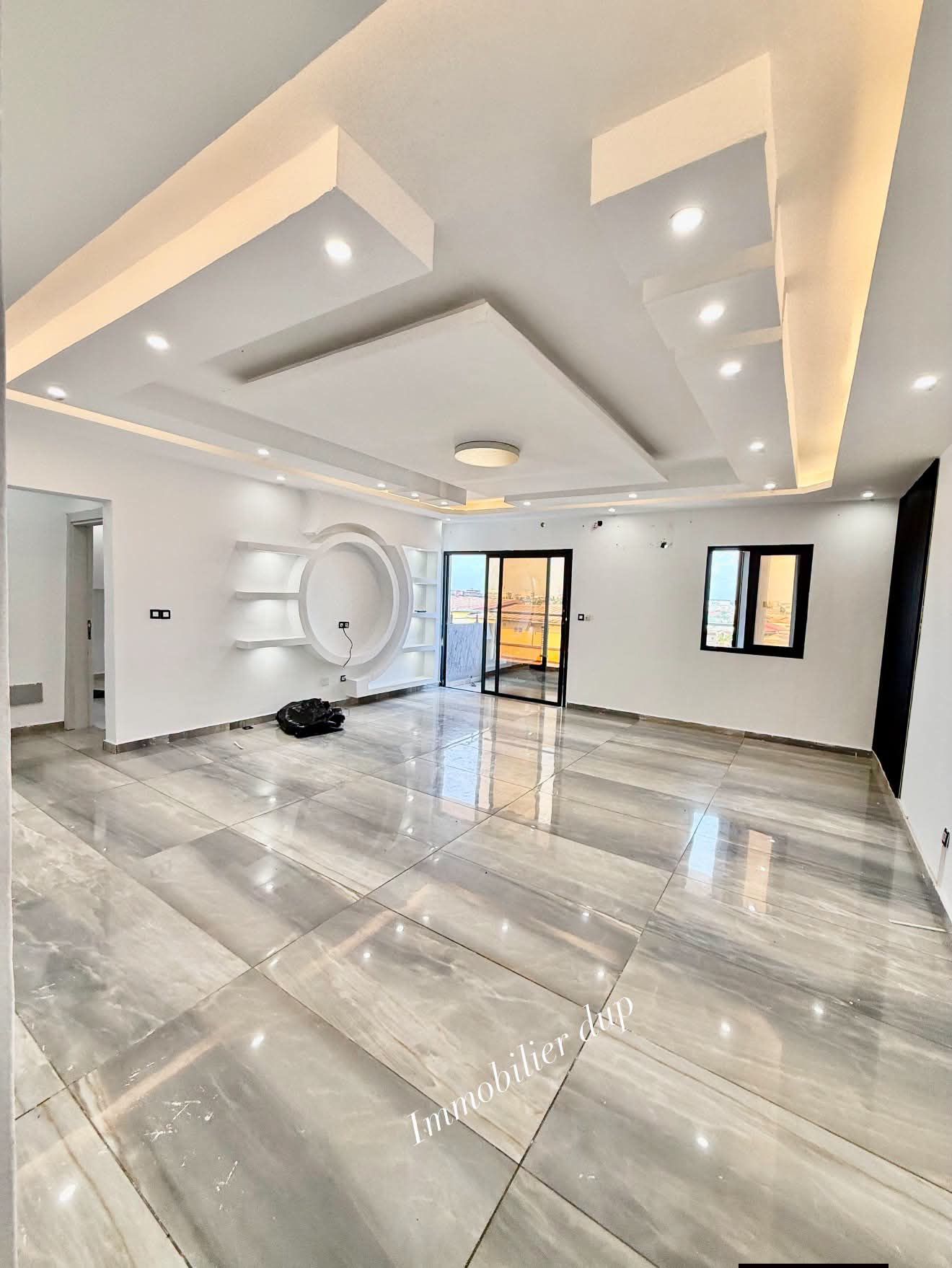 Beau logement 3 pièces haut standing