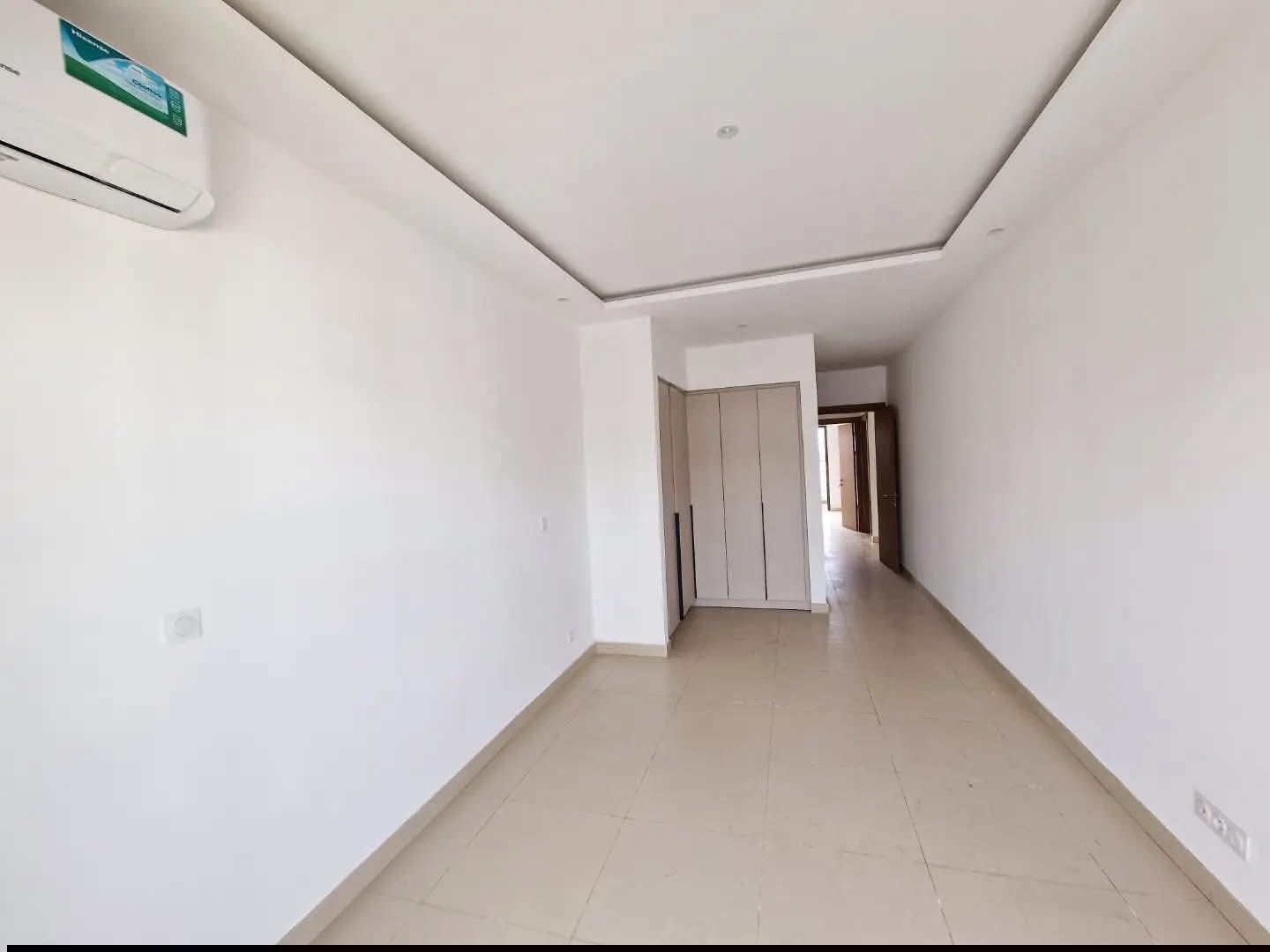 Beau logement 3 pièces Haut standing au 3e étage