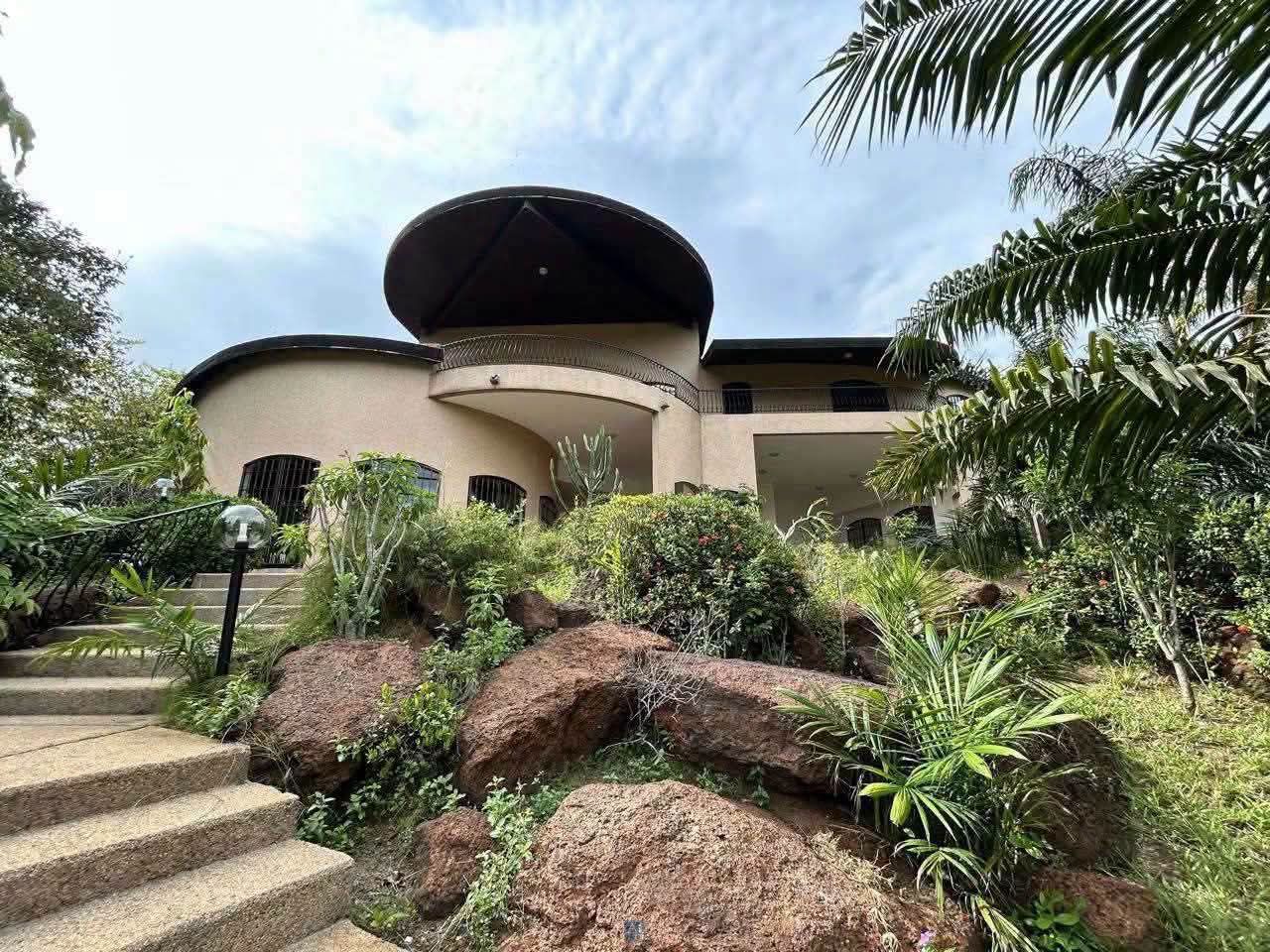 Magnifique villa duplex 8 pièces