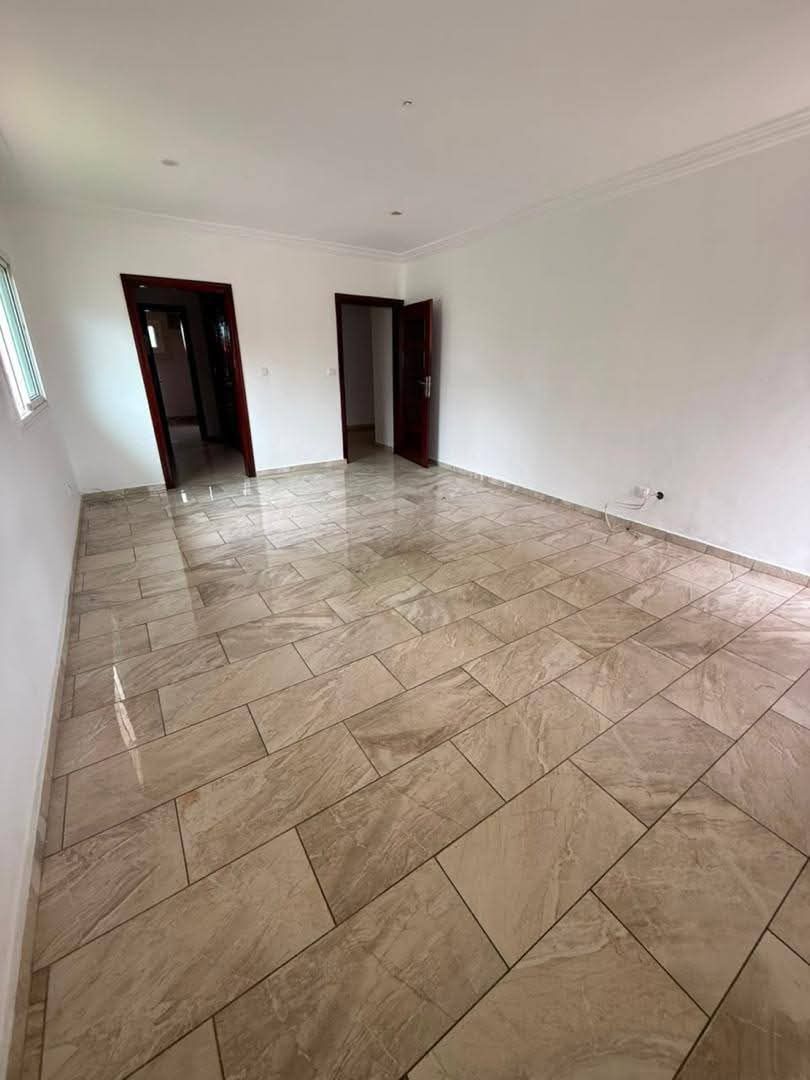 Magnifique villa duplex 5 pièces bon standing