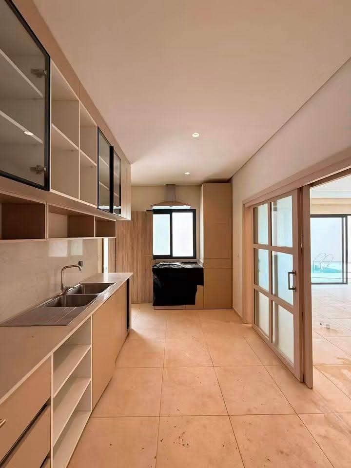 Somptueuse villa duplex 5 pièces jamais habitée
