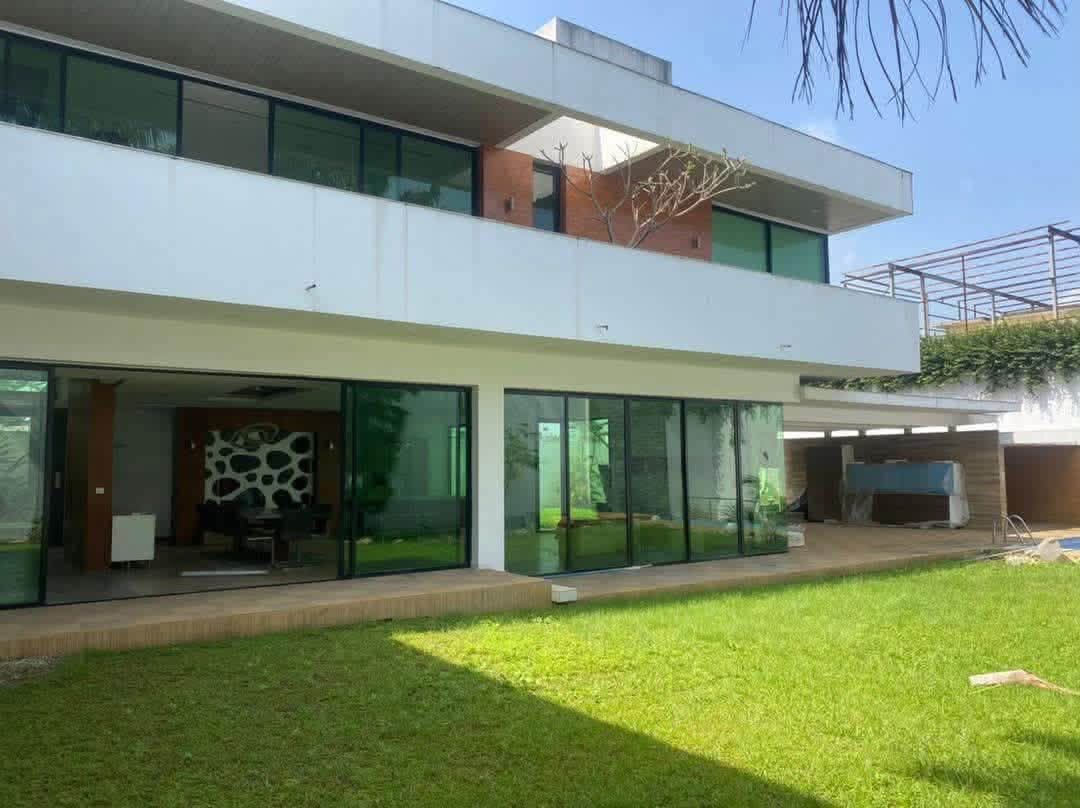 Splendide villa duplex 10 pièces