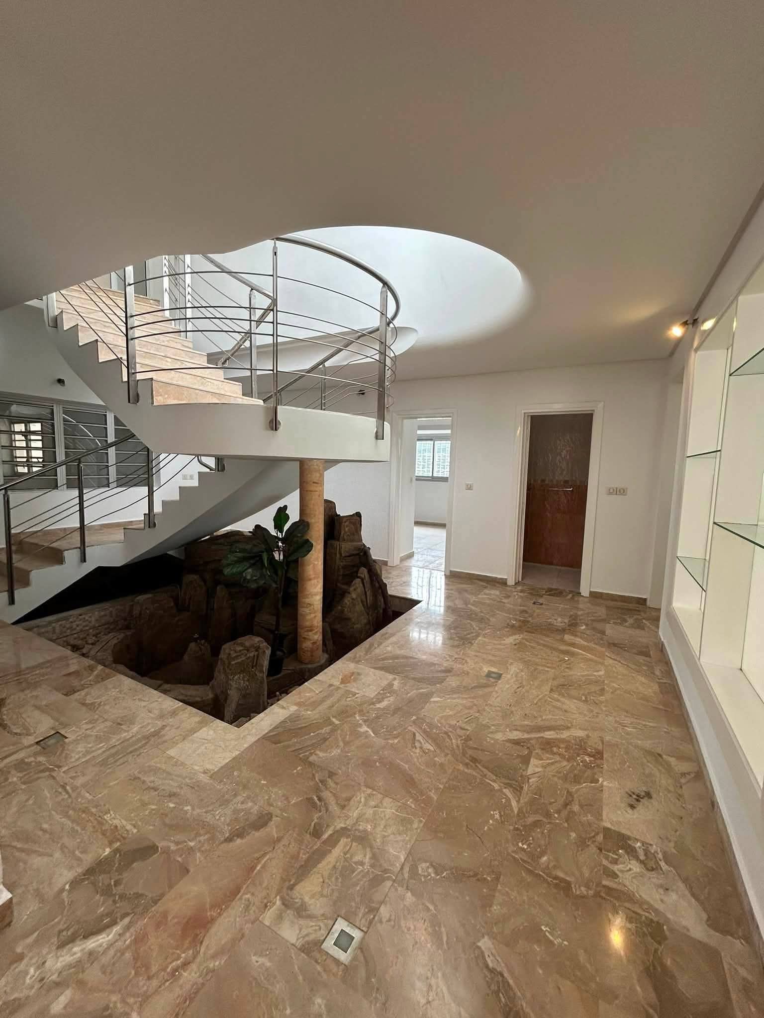 Belle villa duplex haut standing
