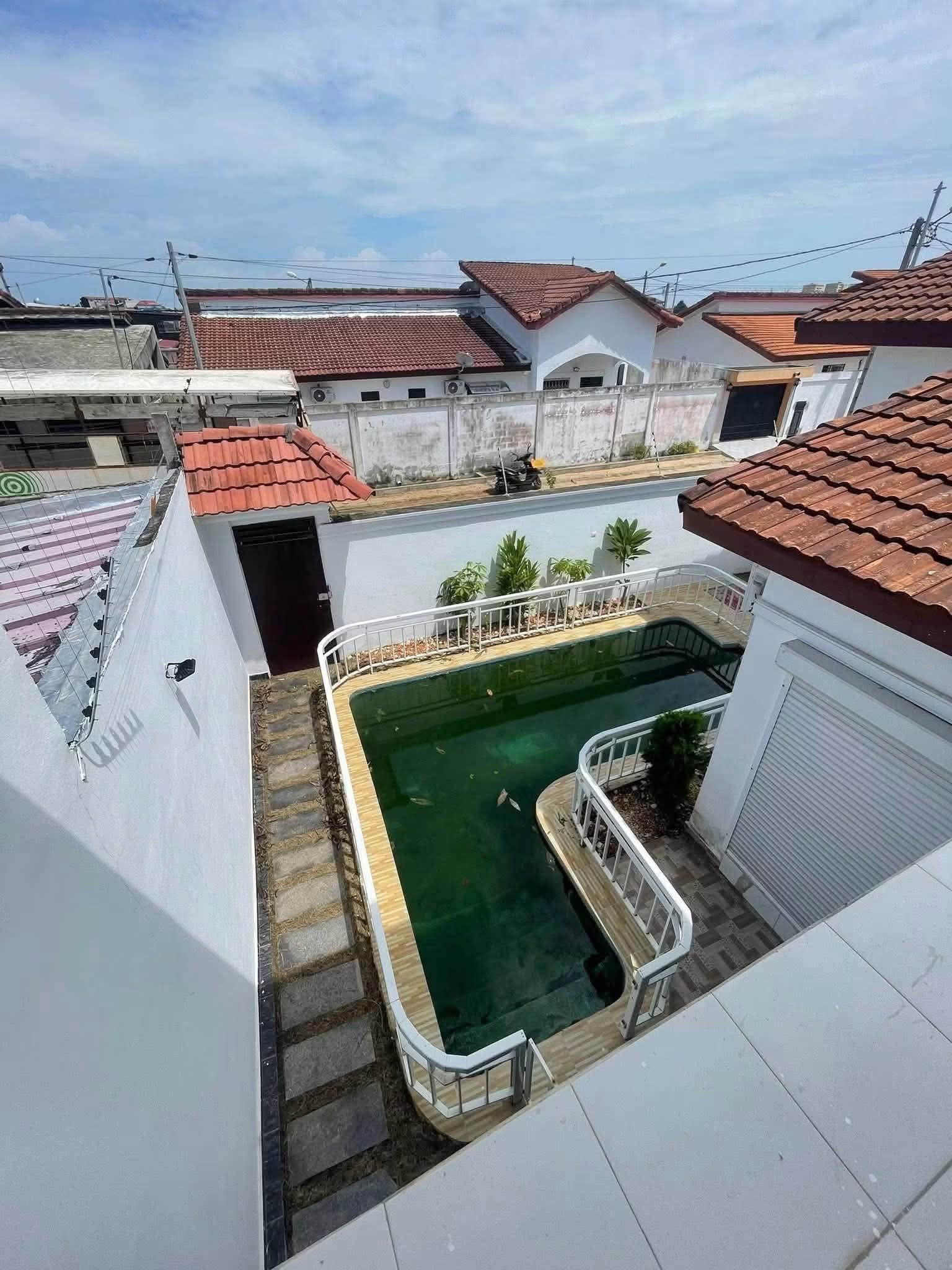 Magnifique villa basse 4 pièces avec une dépendance