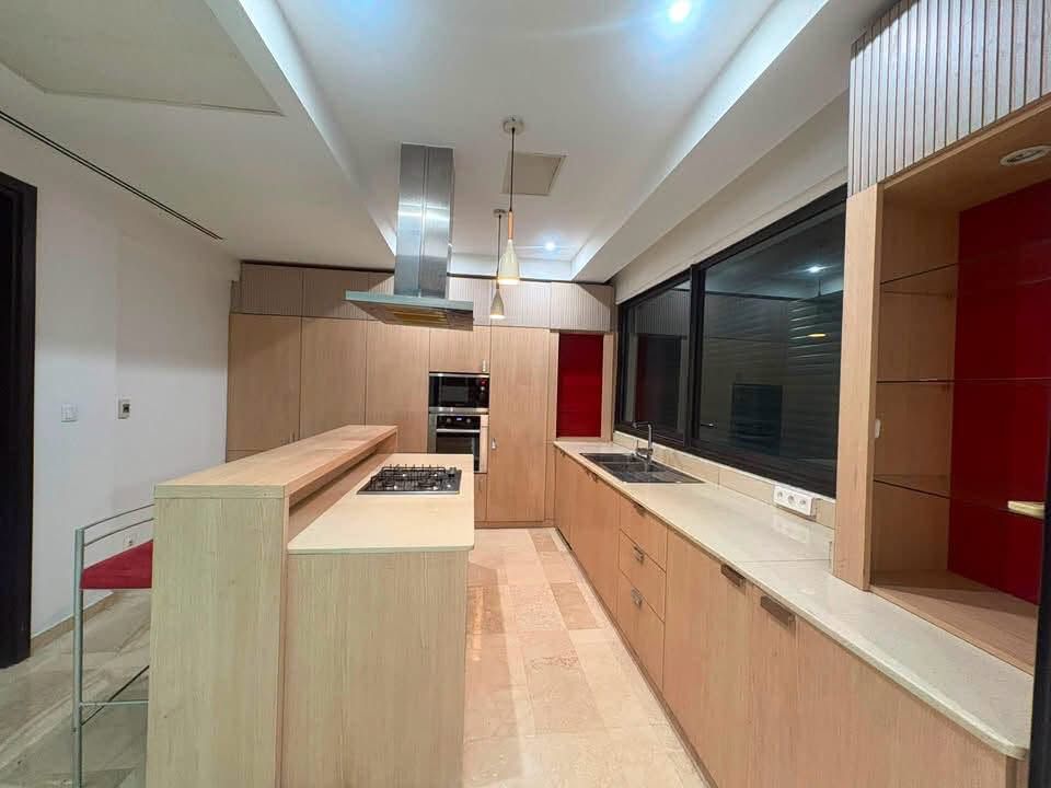 Sublime duplex 11 pièces haut standing