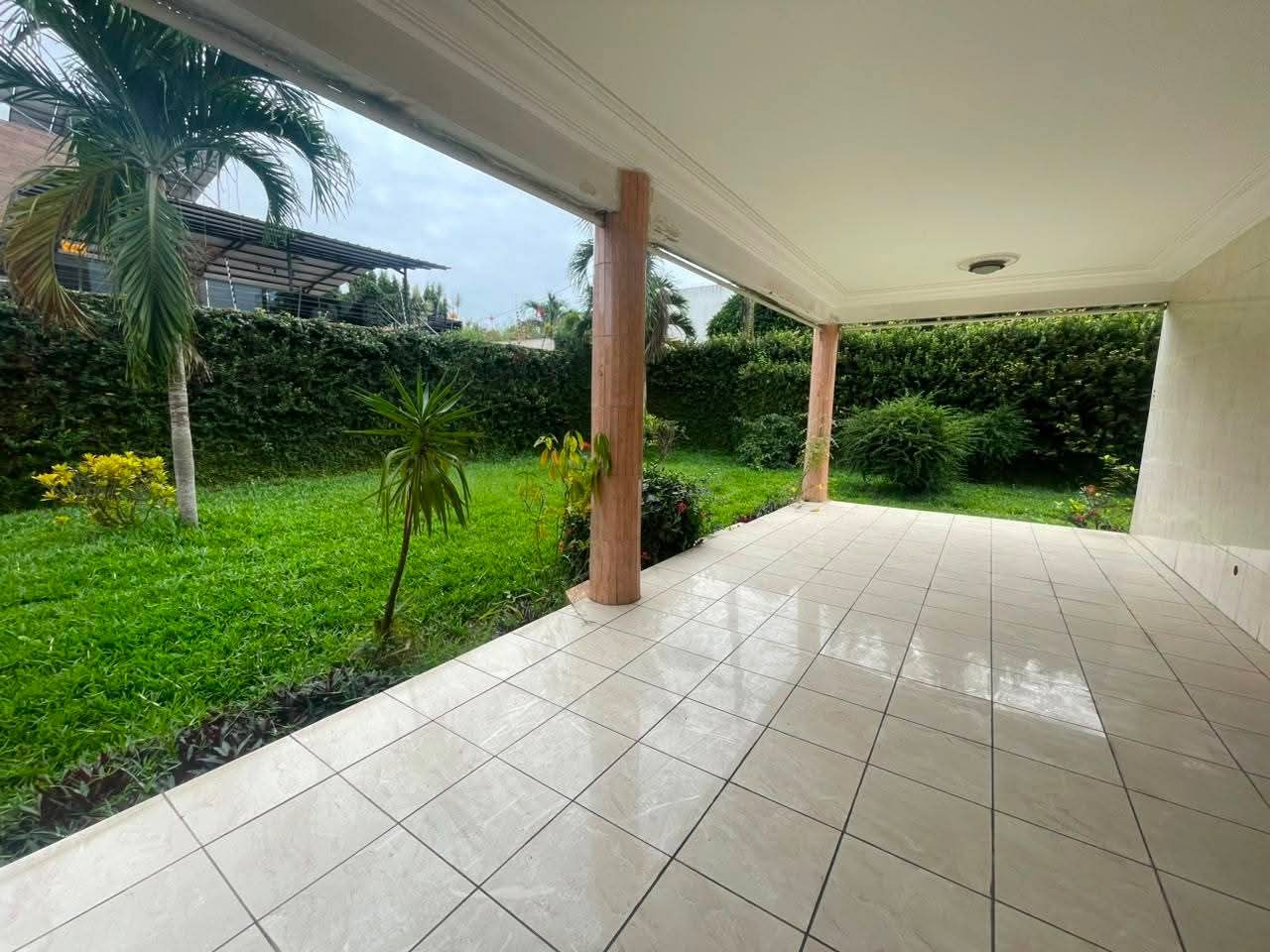 Splendide domaine 11 pièces sur 1000m2