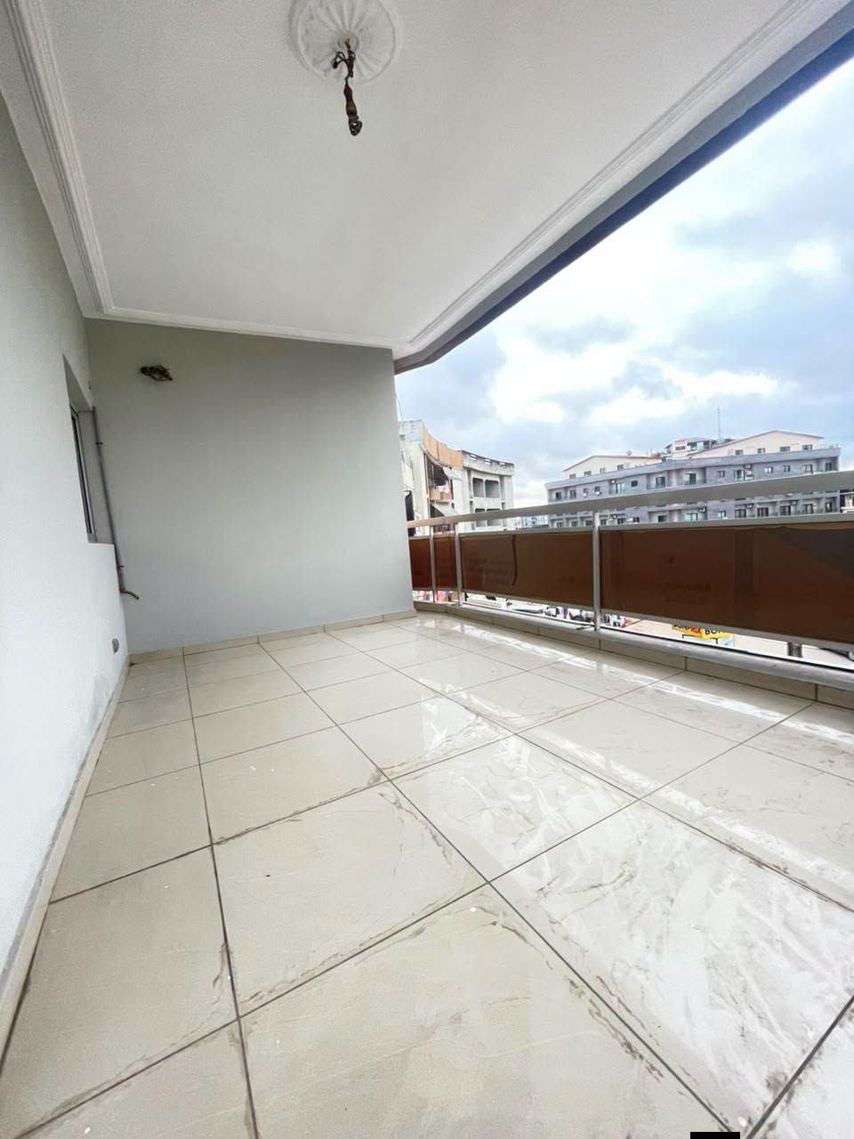 Chic 3 pièces au 2e étage
