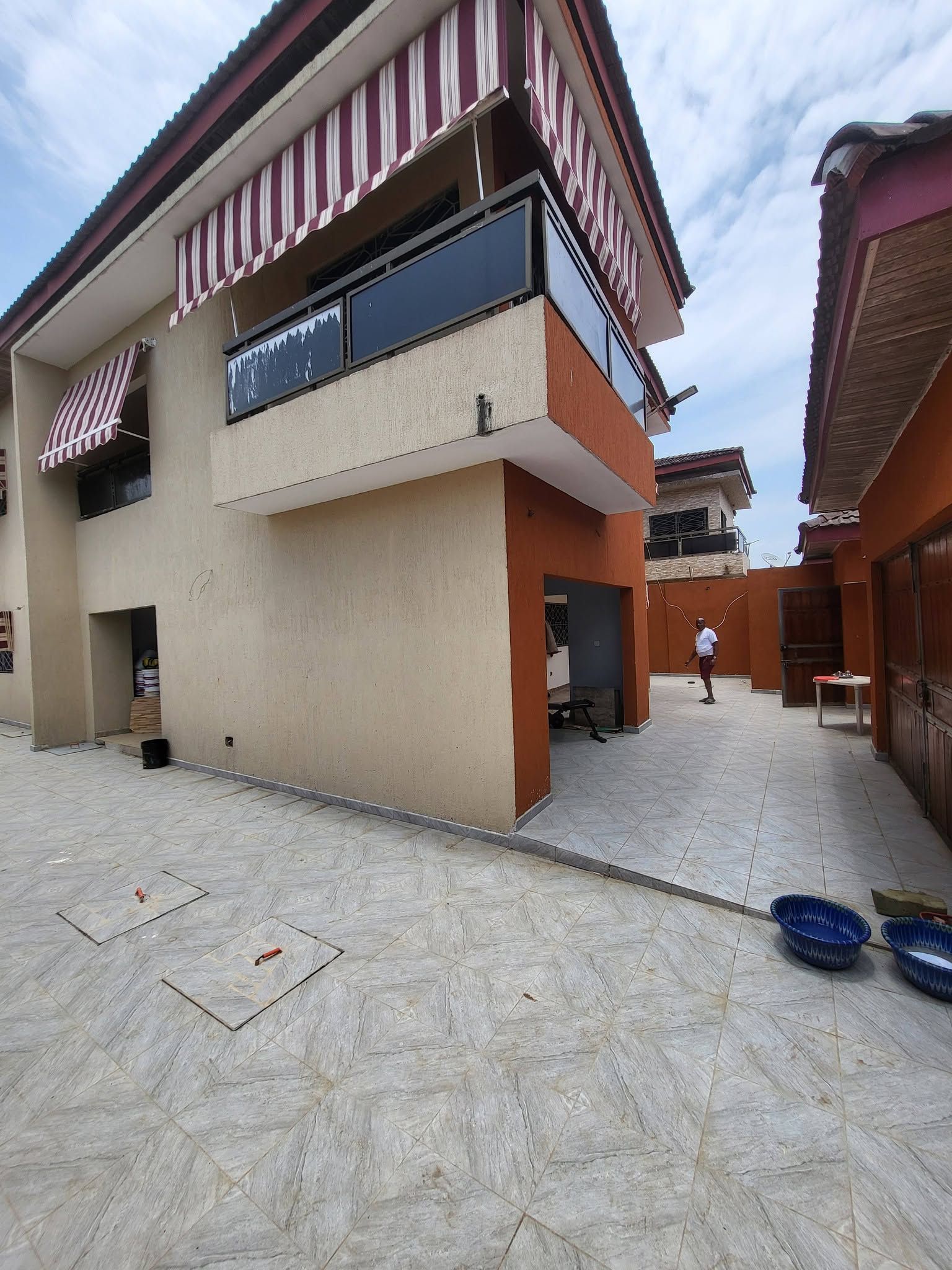 Magnifique duplex 6 pièces jamais habitées selon la convenance